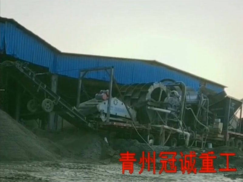 石粉洗沙機(jī)－洗石粉設(shè)備移動式還是固定式好？移動石粉洗砂機(jī)價(jià)格